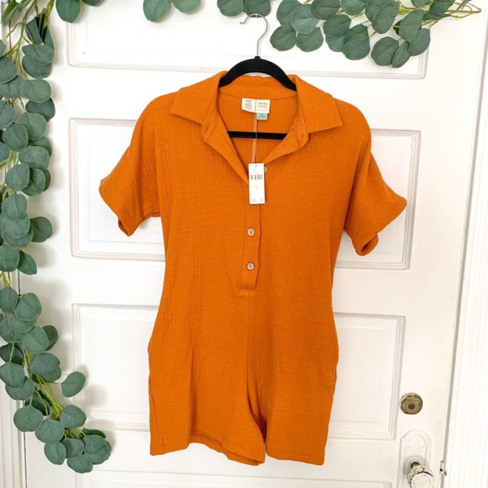 NWT ANTHROPOLOGIE Orange Textured Romper Size XS